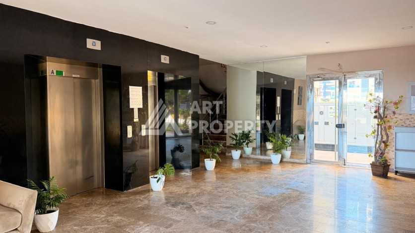 Просторная квартира 2+1 на первой линии в районе Махмутлар — идеальный вариант у самого моря. - Ракурс 6