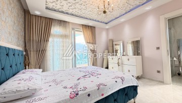 Просторная квартира 2+1 на первой линии в районе Махмутлар — идеальный вариант у самого моря. - Ракурс 10