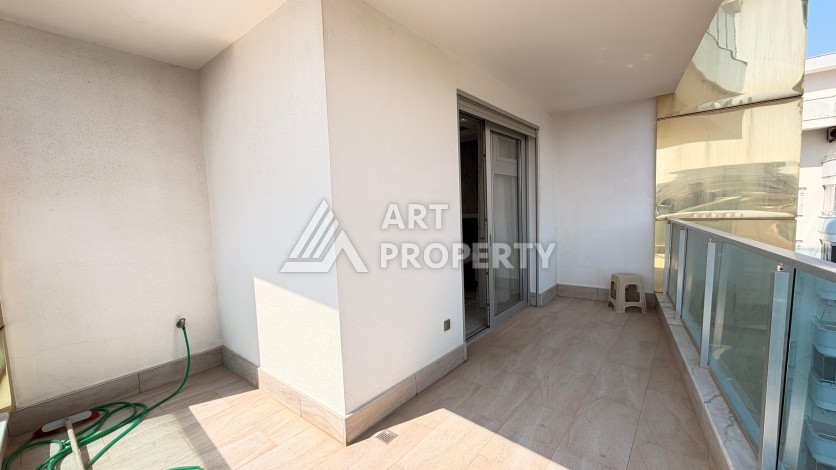 Просторная квартира 2+1 на первой линии в районе Махмутлар — идеальный вариант у самого моря. - Ракурс 19