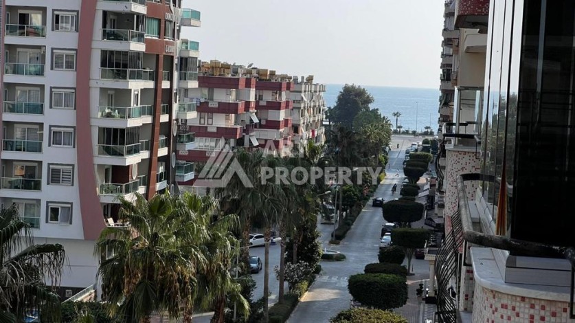 Просторная квартира 2+1 в популярном комплексе в районе Махмутлар - Ракурс 0