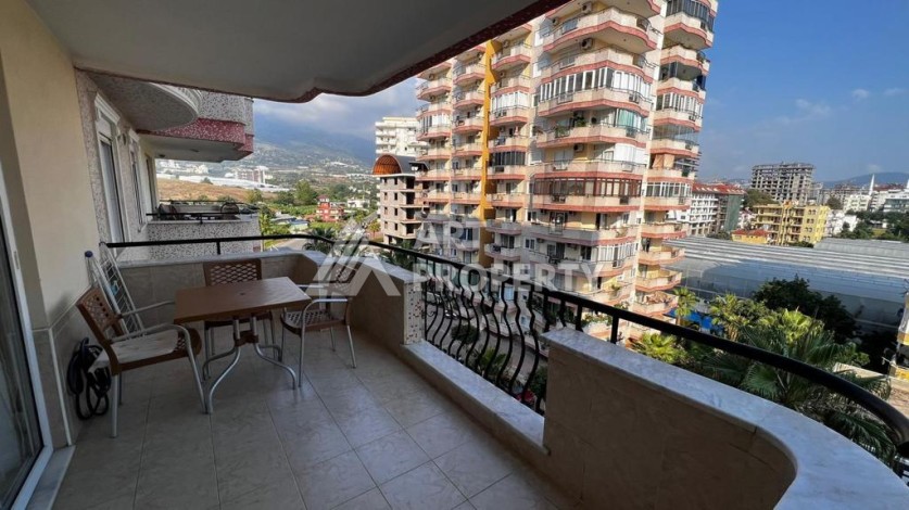 Просторная квартира 2+1 в популярном комплексе в районе Махмутлар - Ракурс 4