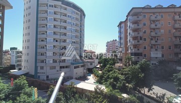 Квартира 2+1 с отдельной кухней в центре Алании, 100 кв.м. - Ракурс 5