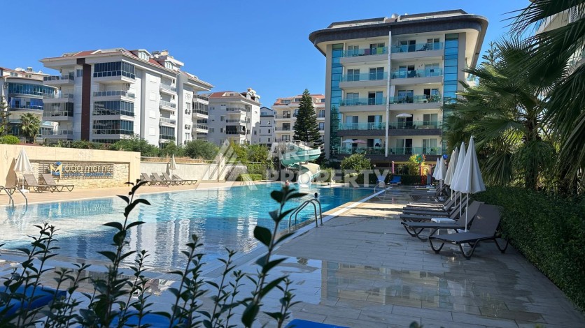 Квартира 1+1 на первой береговой линии в Кестеле с видом на море - Ракурс 0