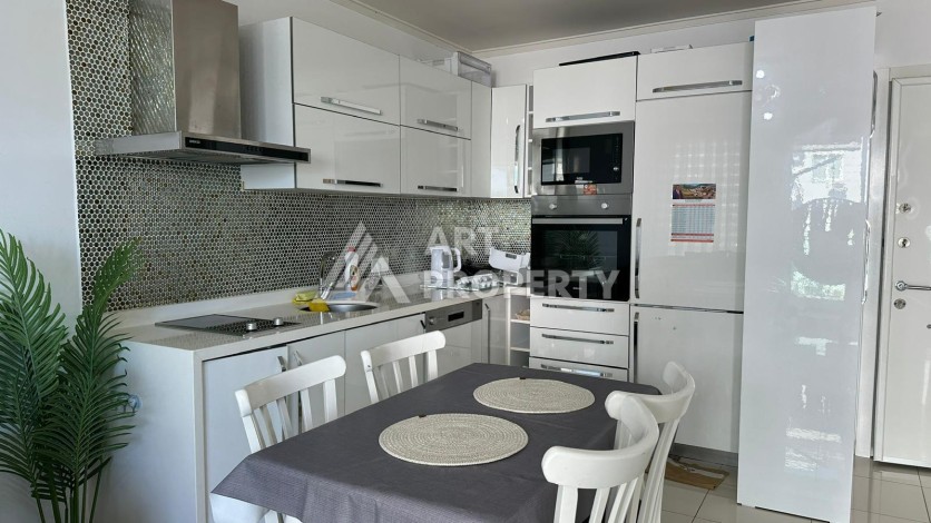 Квартира 1+1 на первой береговой линии в Кестеле с видом на море - Ракурс 13