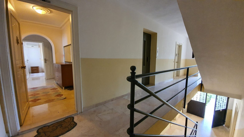 Трехкомнатная квартира  на первой береговой линии в районе Кестель, Алания. - Ракурс 5