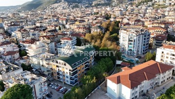 Уютная меблированная квартира 1+1 в центре Алании — идеальный вариант для жизни и инвестиций у моря - Ракурс 1