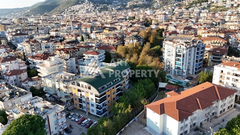 Уютная меблированная квартира 1+1 в центре Алании — идеальный вариант для жизни и инвестиций у моря - Ракурс 0