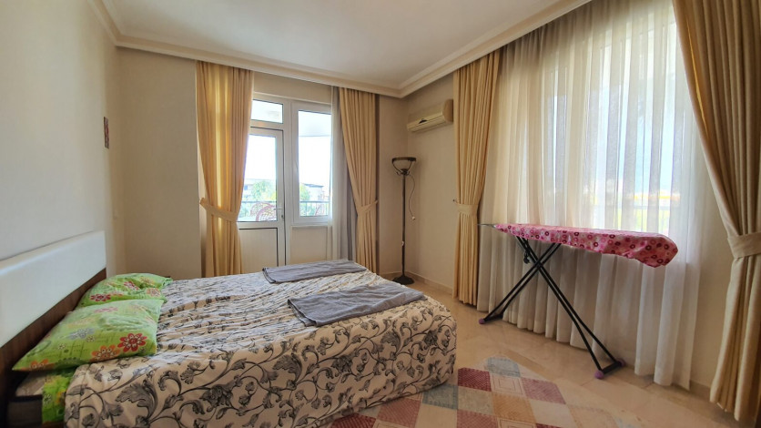 Трехкомнатная квартира  на первой береговой линии в районе Кестель, Алания. - Ракурс 11