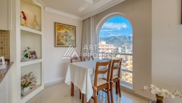 Квартира 2+1 с панорамным видом на море всего в 50 метрах от пляжа в районе Махмутлар. - Ракурс 1