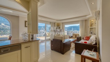 Квартира 2+1 с панорамным видом на море всего в 50 метрах от пляжа в районе Махмутлар. - Ракурс 8