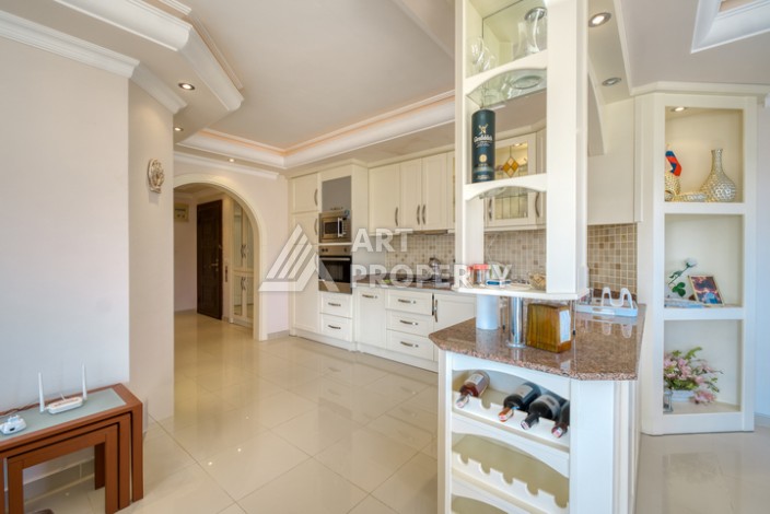 Квартира 2+1 с панорамным видом на море всего в 50 метрах от пляжа в районе Махмутлар. - Ракурс 8