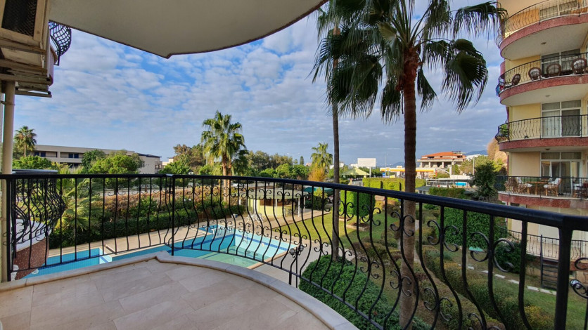 Трехкомнатная квартира  на первой береговой линии в районе Кестель, Алания. - Ракурс 13