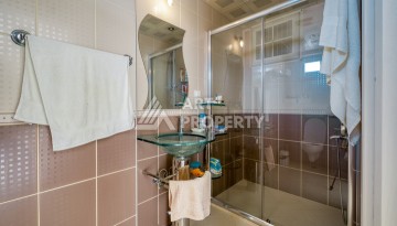 Квартира 2+1 с панорамным видом на море всего в 50 метрах от пляжа в районе Махмутлар. - Ракурс 20