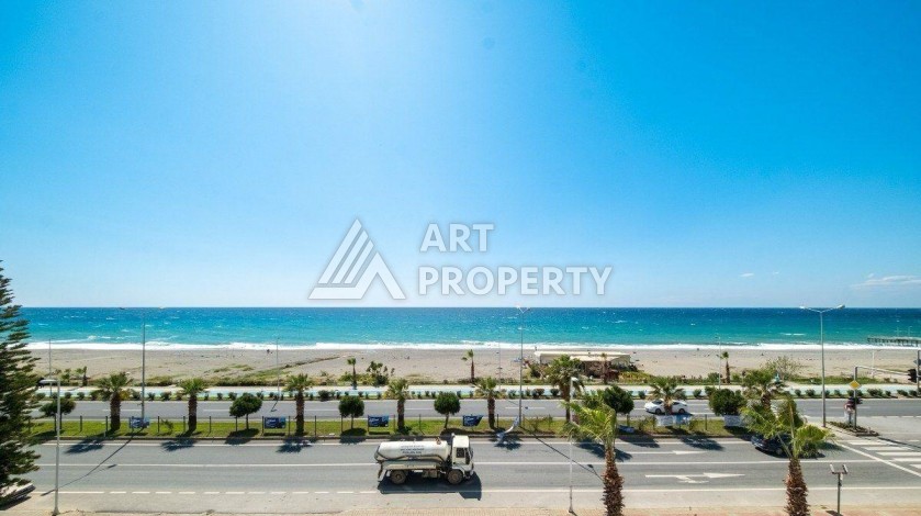 Квартира 2+1 на первой линии у моря с панорамным видом в районе Махмутлар. - Ракурс 7