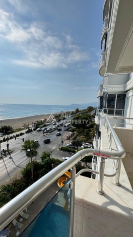 Квартира 2+1 на первой линии у моря с панорамным видом в районе Махмутлар. - Ракурс 8