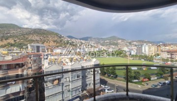 Просторная квартира 1+1 в районе пляжа Клеопатры в Алании — 65 м², 700 метров до моря - Ракурс 2