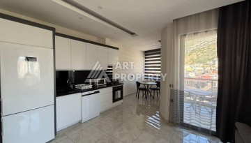 Просторная квартира 1+1 в районе пляжа Клеопатры в Алании — 65 м², 700 метров до моря - Ракурс 3