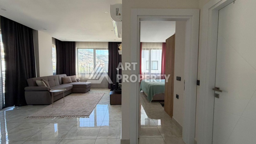 Просторная квартира 1+1 в районе пляжа Клеопатры в Алании — 65 м², 700 метров до моря - Ракурс 3