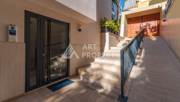 Дуплекс 2+1 в центре камерной резиденции в 200 м от моря в центре Алании - Ракурс 23