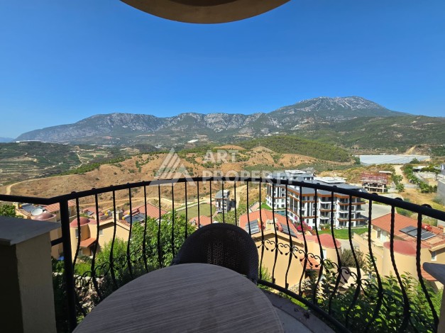 Просторный меблированный дуплекс 2+1 с панорамными видами на горы и город в  районе Каргыджак. - Ракурс 0