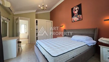 Просторный меблированный дуплекс 2+1 с панорамными видами на горы и город в  районе Каргыджак. - Ракурс 12