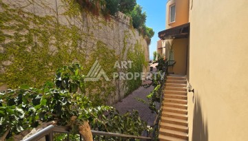 Просторный меблированный дуплекс 2+1 с панорамными видами на горы и город в  районе Каргыджак. - Ракурс 24