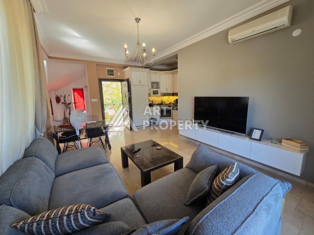 Просторный меблированный дуплекс 2+1 с панорамными видами на горы и город в  районе Каргыджак. - Ракурс 25