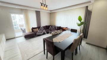 Просторная квартира 2+1 с тремя балконами в Махмутларе, Аланья - Ракурс 6