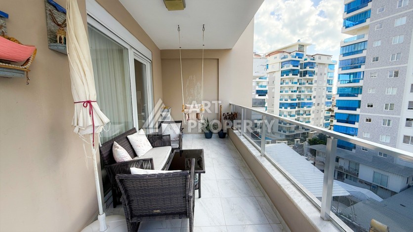 Просторная квартира 2+1 с тремя балконами в Махмутларе, Аланья - Ракурс 12