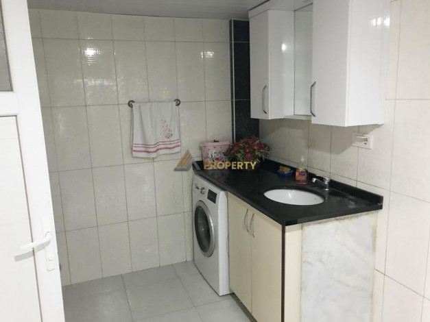 Трехкомнатная квартира с видом на Торосские горы в центре Махмутлара, 130 м2 - Ракурс 20