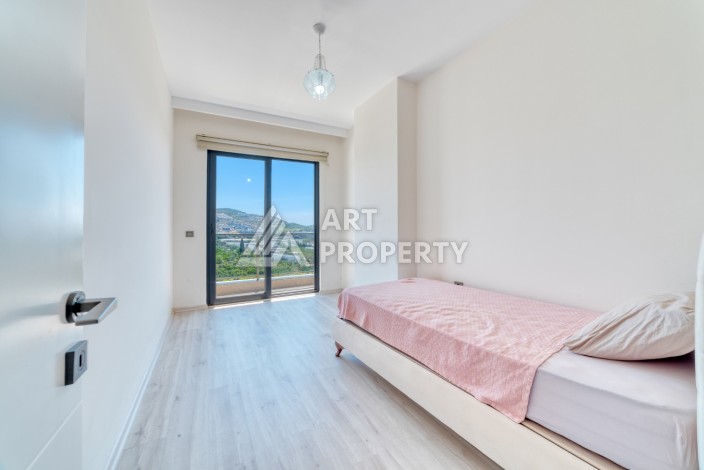 2+1 с полной панорамой на море, крепость и горы — 120 м² на 10 этаже в Махмутларе - Ракурс 7