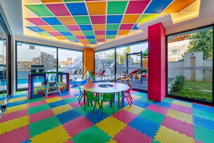 2+1 с полной панорамой на море, крепость и горы — 120 м² на 10 этаже в Махмутларе - Ракурс 24