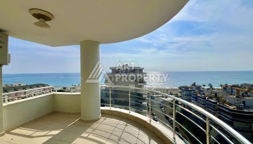 Просторная 2+1 квартира 110 м² на 9 этаже с панорамным видом на море и крепость, в 70 метрах от пляжа, с бассейном и развитой инфраструктурой - Ракурс 1