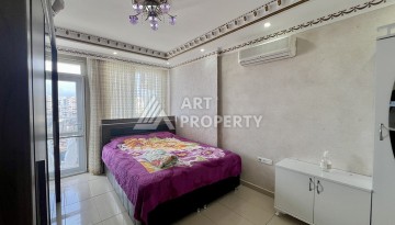 Просторная 2+1 квартира 110 м² на 9 этаже с панорамным видом на море и крепость, в 70 метрах от пляжа, с бассейном и развитой инфраструктурой - Ракурс 4