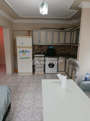 Меблированная квартира 1+1, 65 м², 4 этаж, 250 м до моря в Махмутларе. - Ракурс 7