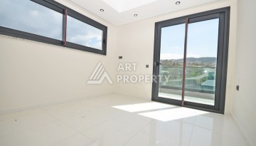 Просторный дуплекс 3+1 с видом на горы в районе Каргыджак, 150 кв.м. - Ракурс 17