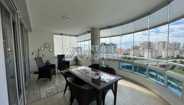 Просторная квартира 2+1 с видом на море в комплексе в районе Джикджилли — подходит под ВНЖ. - Ракурс 2