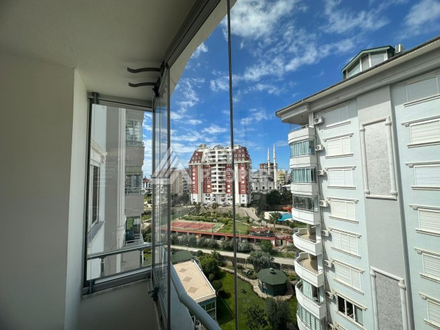 Просторная квартира 2+1 с видом на море в комплексе в районе Джикджилли — подходит под ВНЖ. - Ракурс 15