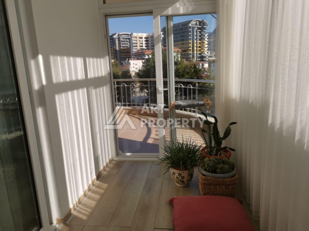 Просторная квартира 2+1 в 350 метрах от моря в районе Махмутлар. - Ракурс 8