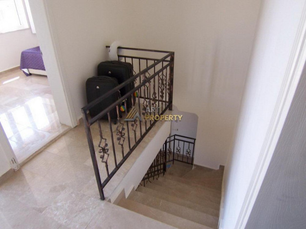 Меблированный пятикомнатный пентхаус в районе Кестель, 200 м2 - Ракурс 10