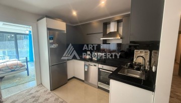 Просторная меблированная квартира 2+1 в элитном комплексе в районе Каргыджак — 300 метров до моря. - Ракурс 3