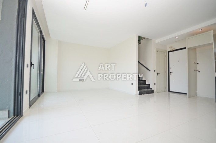 Дуплекс планировки 3+1 в современном комплексе в районе Каргыджак - Ракурс 1