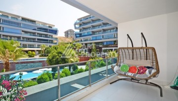 Большой 3+1 дуплекс с садом в Каргыджаке, 200 кв.м - Ракурс 1