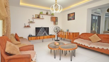 Большой 3+1 дуплекс с садом в Каргыджаке, 200 кв.м - Ракурс 4