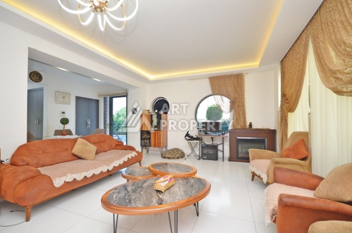 Большой 3+1 дуплекс с садом в Каргыджаке, 200 кв.м - Ракурс 4