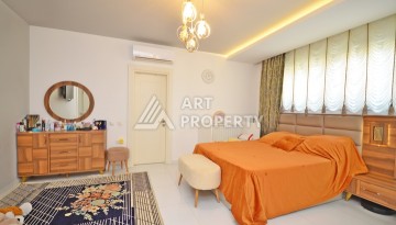 Большой 3+1 дуплекс с садом в Каргыджаке, 200 кв.м - Ракурс 16