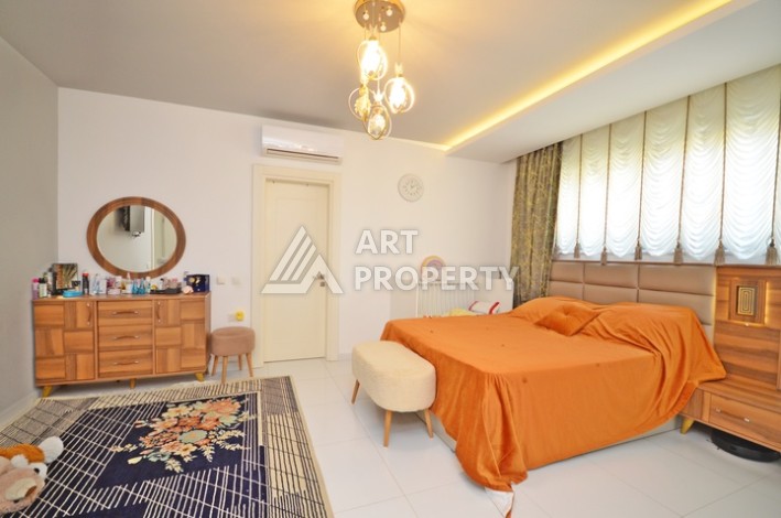 Большой 3+1 дуплекс с садом в Каргыджаке, 200 кв.м - Ракурс 15