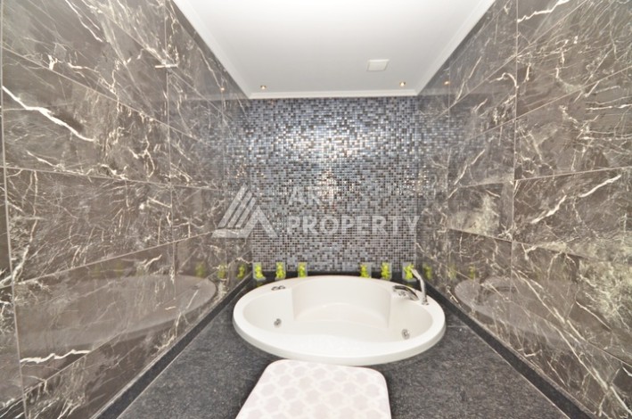 Большой 3+1 дуплекс с садом в Каргыджаке, 200 кв.м - Ракурс 19