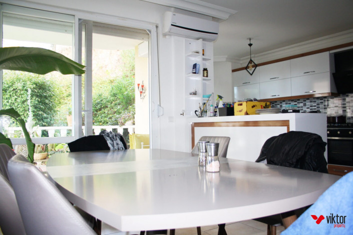 Вилла 4+1 у моря с видом на море и горы в районе Кестель, 240 м2 - Ракурс 4