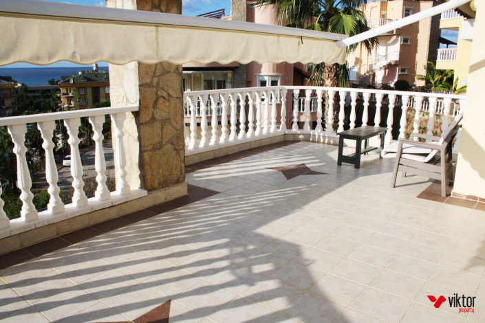 Вилла 4+1 у моря с видом на море и горы в районе Кестель, 240 м2 - Ракурс 23